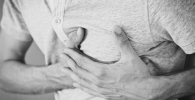 dolor en pecho por problema de corazon